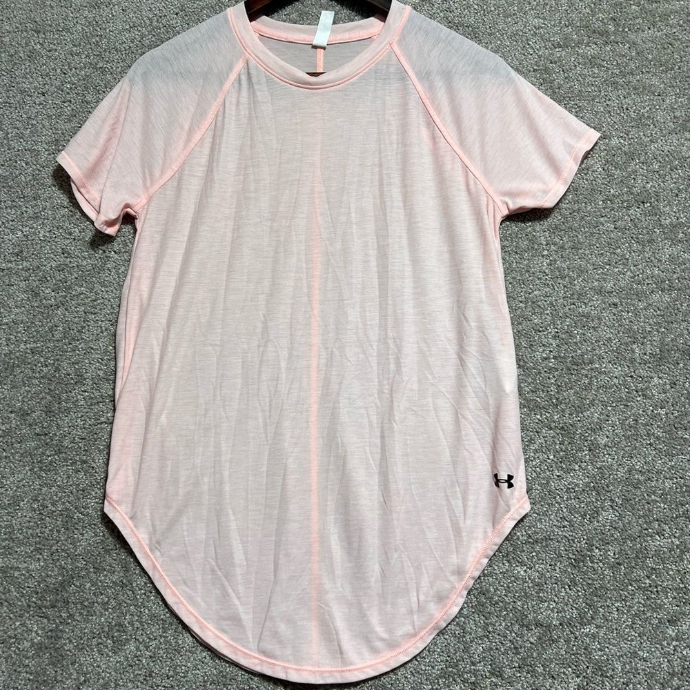Under Armour Woman’s Athletic short Sleeve Top Tee Shirt Size Medium Loose